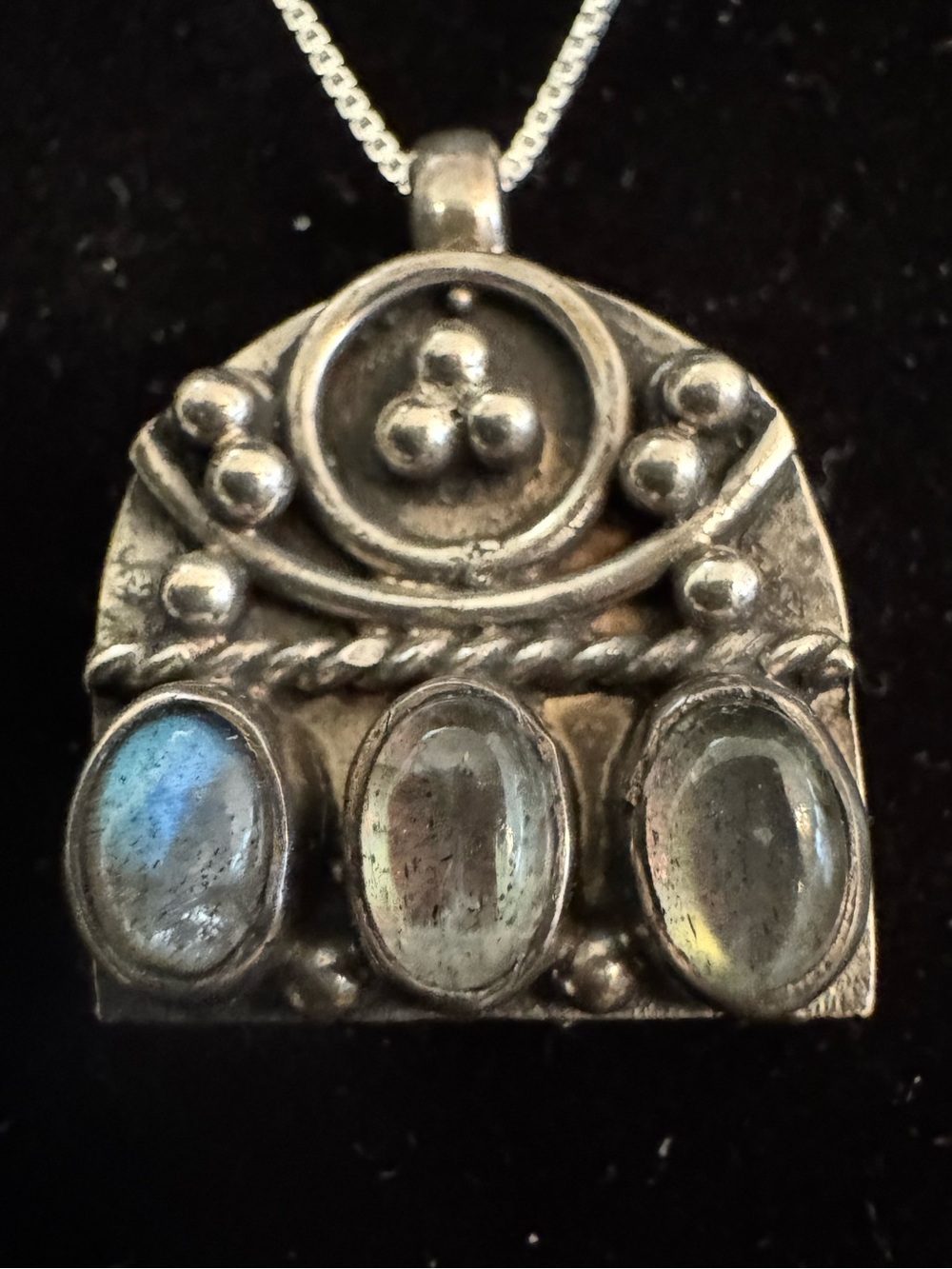 Sterling Silver Labradorite Pendant Necklace - Blue-Grey Gemstones